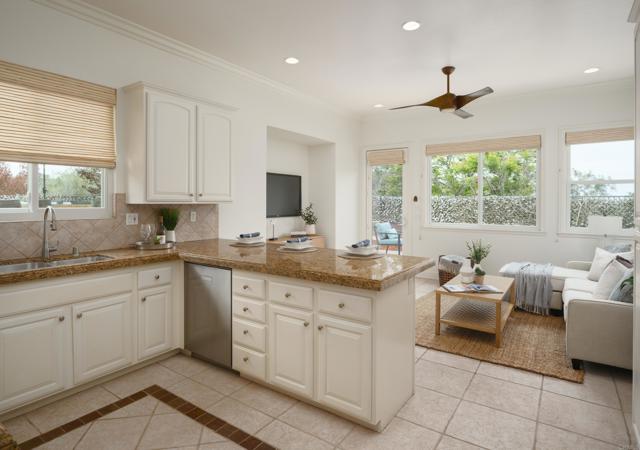 1002 ALEXANDRA LANE, Encinitas CA: https://media.crmls.org/mediaz/5e981ee2-7ab6-469a-b99c-b9f6f7a7dd95.jpg
