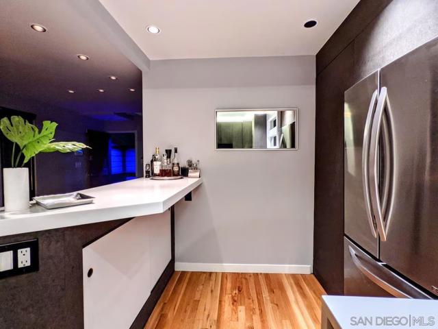 2629 Island Ave, San Diego CA: https://media.crmls.org/mediaz/5e9950ac-3031-4b68-97d8-478d5480bb01.jpg
