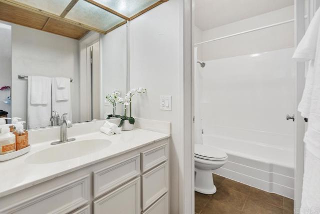 5712 Baltimore Drive, La Mesa CA: https://media.crmls.org/mediaz/5e997adb-4799-46cd-99cf-148547c40d4b.jpg