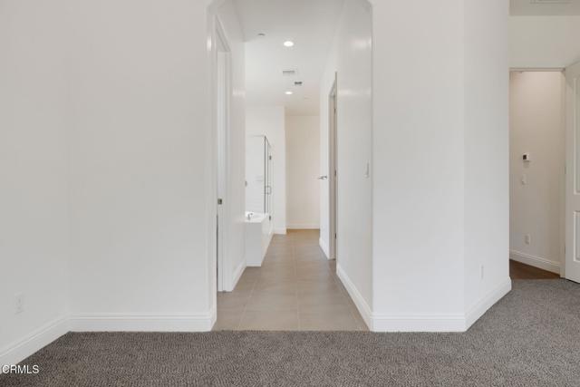 8707 Kenwick Street, Bakersfield CA: https://media.crmls.org/mediaz/5e9a80c2-a171-4a32-b952-4ffab76c83cf.jpg