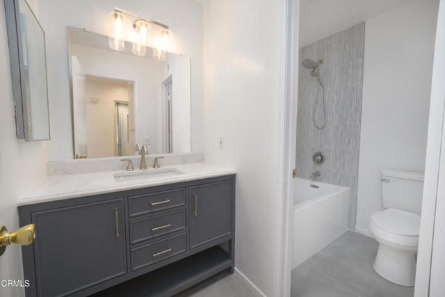 Detail Gallery Image 6 of 18 For 1781 Aleppo Ct, Thousand Oaks,  CA 91362 - 2 Beds | 2 Baths