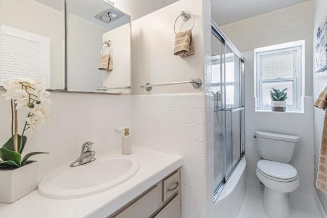 177 N El Camino Real, San Mateo CA: https://media.crmls.org/mediaz/5e9c26c9-95a2-4ed9-afd2-3d6c68e61522.jpg