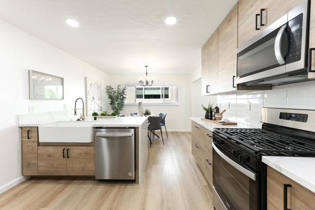 4421 68Th St, La Mesa CA: https://media.crmls.org/mediaz/5e9c2869-9400-4d4f-b2b4-e35c04fc8382.jpg