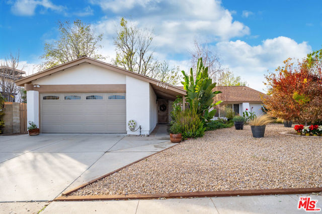 1551 Glassel Avenue photo 2