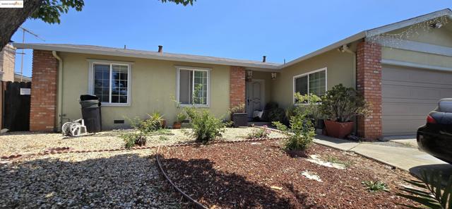 1601 Daisy Way, Antioch CA: https://media.crmls.org/mediaz/5e9cf1cd-894d-4c8d-bc8b-46cb427fe82f.jpg