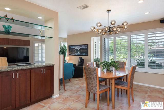 2795 Alondra Way, Palm Springs CA: https://media.crmls.org/mediaz/5e9db83e-848e-462f-a74a-750eba94ff3f.jpg