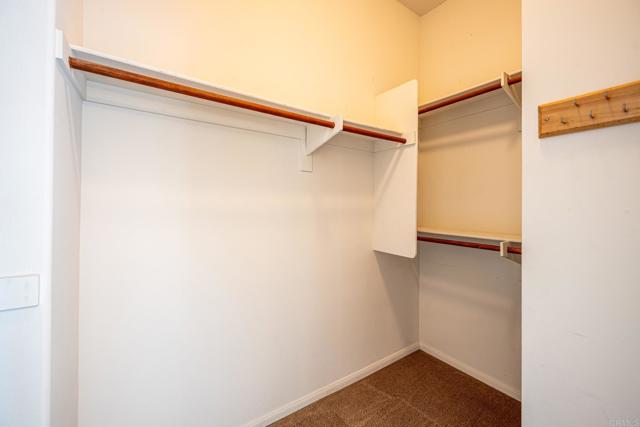387 MELBOURNE GLN, Escondido CA: https://media.crmls.org/mediaz/5e9e0563-2f1e-4a22-a7a3-dfc27979afab.jpg