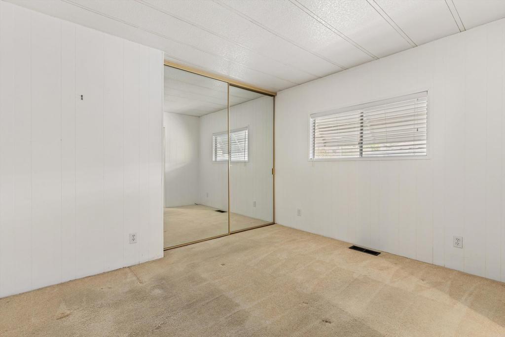 3535 Linda Vista Drive - photo 17