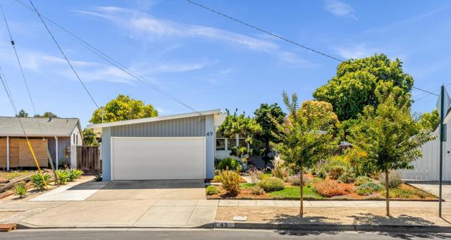 49 Gresel Street, Hayward CA: https://media.crmls.org/mediaz/5e9f6769-4ae1-42b9-9169-fc9ee8716dda.jpg