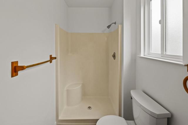 242 Littleness Avenue, Monterey CA: https://media.crmls.org/mediaz/5ea04e0c-cfd8-4369-9c31-b19afe36cd0c.jpg