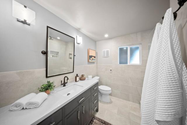 688 Calabasas Road, Watsonville CA: https://media.crmls.org/mediaz/5ea13130-85a6-4cfe-bb8e-3b0f6f16300a.jpg