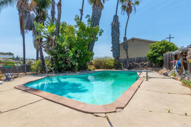 7701 Marie Avenue, La Mesa CA: https://media.crmls.org/mediaz/5ea137e1-7967-48c3-a550-cd9a1c89c28b.jpg