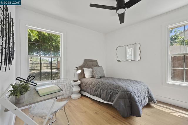 1021 Frienza Avenue, Sacramento CA: https://media.crmls.org/mediaz/5ea2468d-4001-4209-b766-73f289425ac2.jpg
