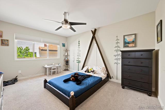 4048 Raffee Dr, San Diego CA: https://media.crmls.org/mediaz/5ea25832-84c9-4589-9f30-1131d54559cc.jpg