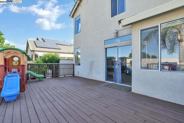 2218 Newport Ct., Discovery Bay CA: https://media.crmls.org/mediaz/5ea27b23-be25-473f-9c34-96b2728bac47.jpg