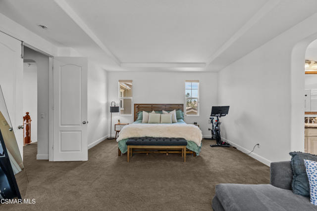 1729 Bluesage Court, Simi Valley CA: https://media.crmls.org/mediaz/5ea370cb-2645-4b81-8ab6-f8b25eb99dea.jpg