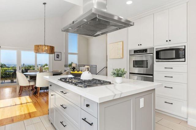 Detail Gallery Image 25 of 59 For 6829 Corintia St, Carlsbad,  CA 92009 - 4 Beds | 3/1 Baths