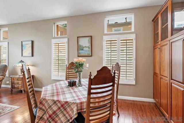 12674 Carmel Country Rd, San Diego CA: https://media.crmls.org/mediaz/5ea3cee0-4b02-4ddd-9b91-00089618d3c7.jpg