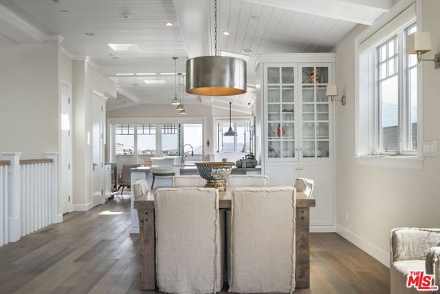 636 12th Street, Manhattan Beach, California 90266, 5 Bedrooms Bedrooms, 0 ,4 BathroomsBathrooms,Residential,For Sale,12th,0,26842911 636 12th Street, Manhattan Beach, California 90266, 5 Bedrooms Bedrooms, 0 ,4 BathroomsBathrooms,Residential,For Sale,12th,0,26842911