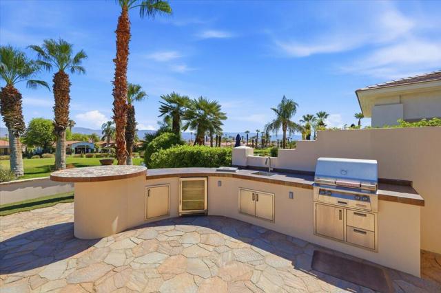 370 Gold Canyon Drive, Palm Desert, CA 92211