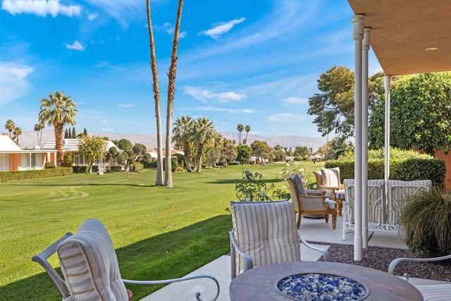 47360 Jadida Avenue, Palm Desert CA: https://media.crmls.org/mediaz/5ea4c24d-3c84-48f4-a823-69c51ba3c6ba.jpg