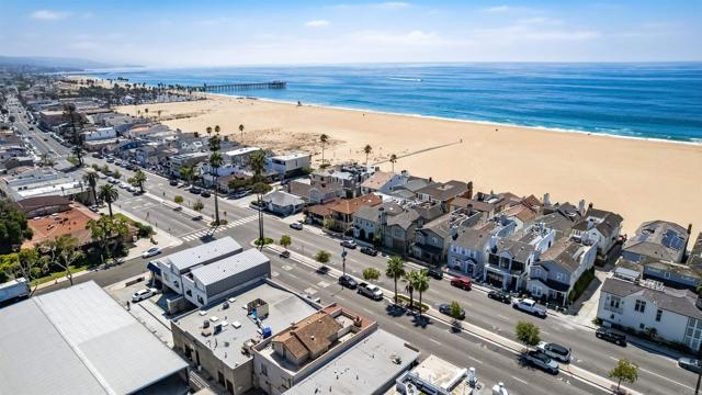 Detail Gallery Image 35 of 44 For 509 W Balboa Bld, Newport Beach,  CA 92661 - 3 Beds | 3/1 Baths