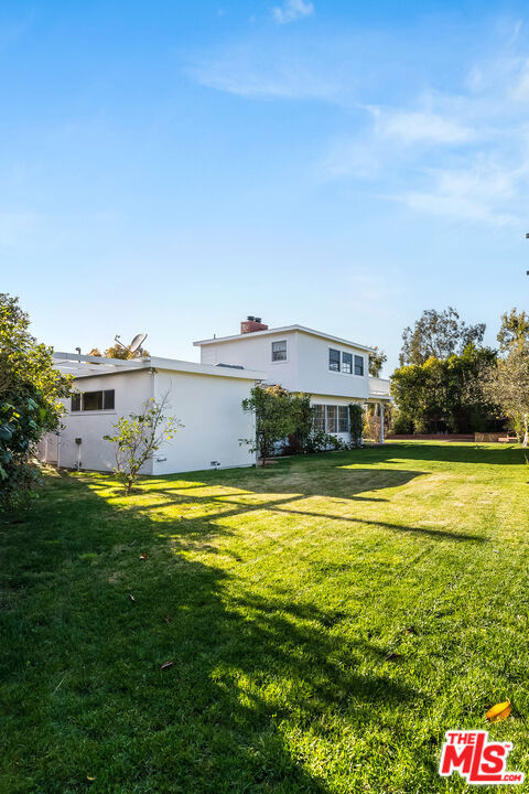4118 Davana Road, Sherman Oaks CA: https://media.crmls.org/mediaz/5ea6a465-d390-41c8-ad86-7860e5879cdd.jpg