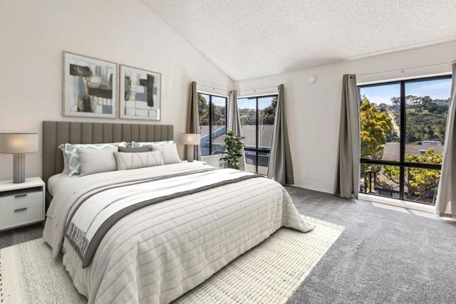 8069 Caminito Gianna, La Jolla CA: https://media.crmls.org/mediaz/5ea6bf9b-8a0e-40bf-a1bf-f9ca7494f1cf.jpg