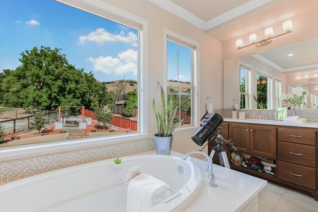Image 48 of 73 For 6352 Grand Oak Way