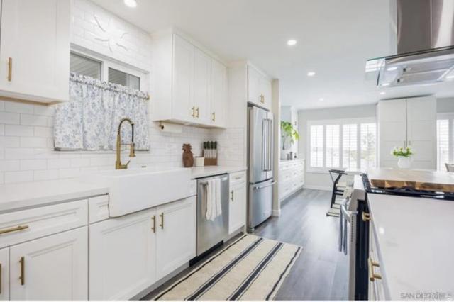 Detail Gallery Image 10 of 28 For 157 Horizon Ln, Oceanside,  CA 92056 - 2 Beds | 2 Baths