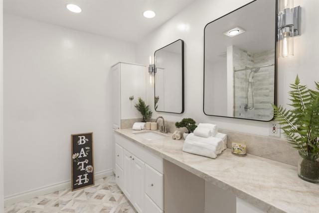 Detail Gallery Image 13 of 26 For 204 Cerco Rosado, San Marcos,  CA 92069 - 2 Beds | 2 Baths