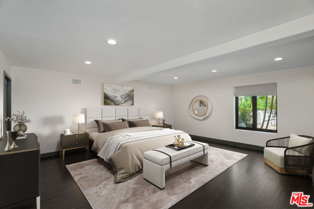 6216 Primrose Avenue, Los Angeles CA: https://media.crmls.org/mediaz/5ea838e6-bcbe-4ee7-a6d9-3600ef38436a.jpg