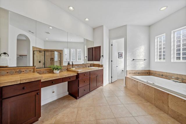 80143 Miramonte Lane, La Quinta CA: https://media.crmls.org/mediaz/5ea83c29-ff42-426c-8f58-866adc0f980d.jpg