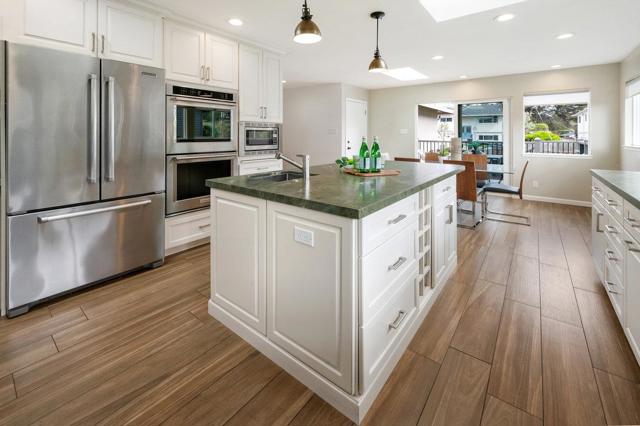 231 Virginia Avenue, Moss Beach CA: https://media.crmls.org/mediaz/5ea89dc5-6d9c-4cf1-8856-196ca3086165.jpg