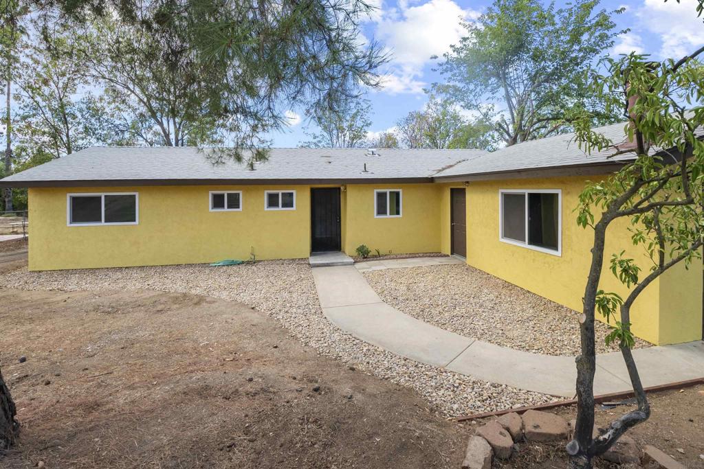 MLS #250040937SD image #23