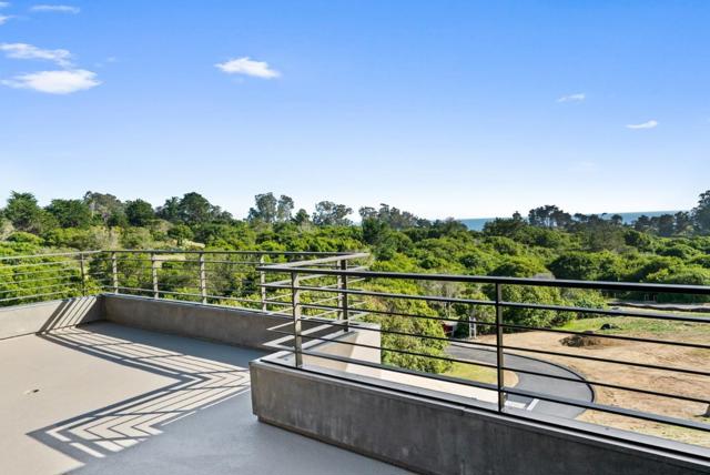600 Sea View Terrace, La Selva Beach CA: https://media.crmls.org/mediaz/5eacc85c-1b68-4cbd-89ce-80267acb3eee.jpg