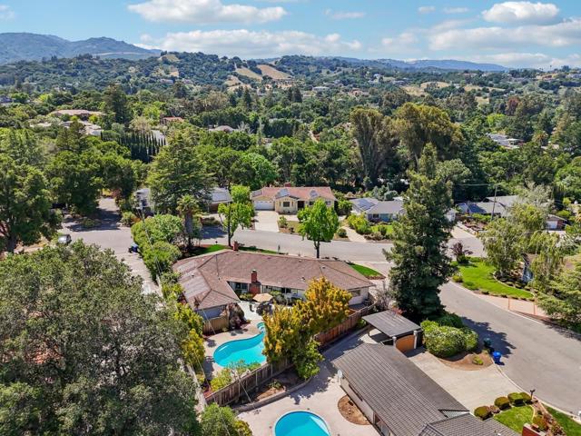 13056 Brandywine Drive, Saratoga CA: https://media.crmls.org/mediaz/5eacd5c4-c394-45da-a7c7-71d3cf6e554c.jpg