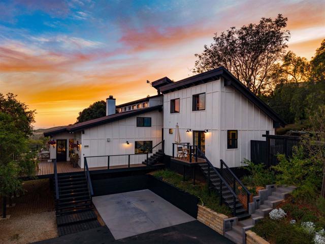 20790 Fortuna Del Norte, Escondido CA: https://media.crmls.org/mediaz/5eadf0fb-f349-42e4-afdf-3363bc093f08.jpg