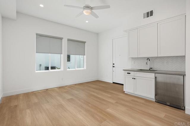 1215 Stonemark Place, Vista CA: https://media.crmls.org/mediaz/5eae0062-6d95-4762-be61-99cd8ae7cf8f.jpg