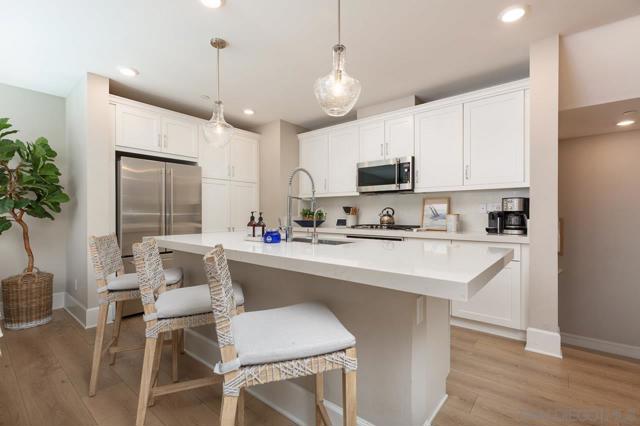 827 Jersey Court, San Diego CA: https://media.crmls.org/mediaz/5eaedc0b-d3ce-442a-b67e-1eaf8d3787ec.jpg