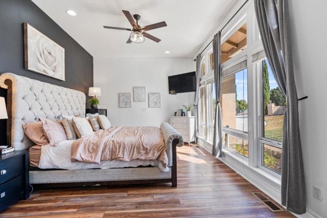 313 Taryn Court, Hollister CA: https://media.crmls.org/mediaz/5eaf8a6e-4400-471b-aa3a-60b8ff251abc.jpg