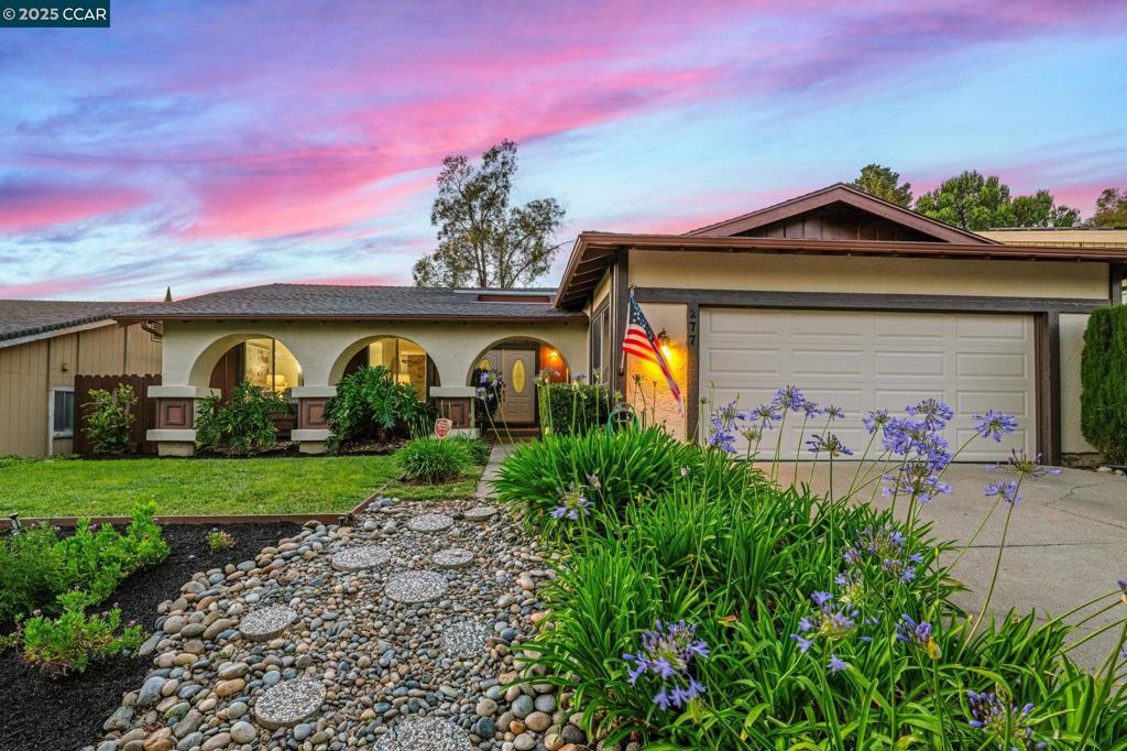 277 Holiday Hills Dr