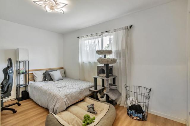 10357 Greenwood Court, Cupertino CA: https://media.crmls.org/mediaz/5eb0186d-c8b6-447c-810c-0829eb2d6604.jpg