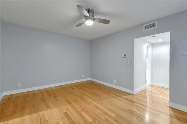 1203 N Sweetzer Avenue, West Hollywood CA: https://media.crmls.org/mediaz/5eb0b734-cb6f-4214-ba2f-b490ebde4629.jpg