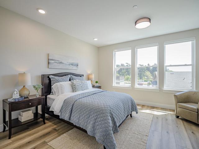 116 Aptos Village Way, Aptos CA: https://media.crmls.org/mediaz/5eb0e0b5-fb7c-4214-b471-02846e1ad386.jpg