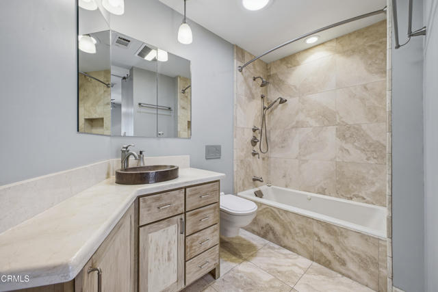 Detail Gallery Image 13 of 25 For 2163 E Del Mar Bld, Pasadena,  CA 91107 - 2 Beds | 2 Baths
