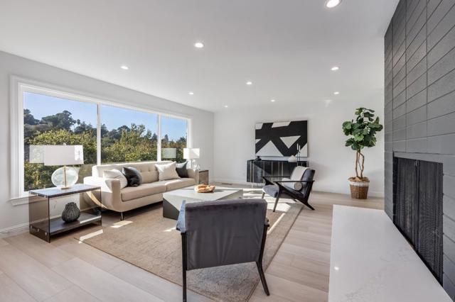 1315 Black Mountain Road, Hillsborough CA: https://media.crmls.org/mediaz/5eb38b48-9b78-4ffa-99b3-55c43e1c4b66.jpg