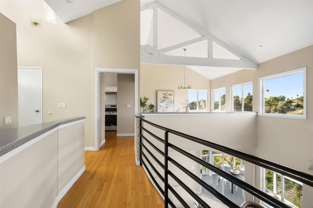 1084 Johnson Ave - photo 12