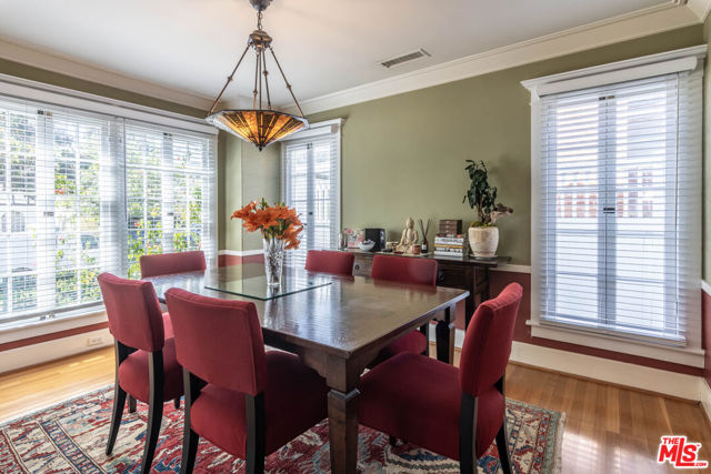 880 WELLESLEY Avenue, Los Angeles CA: https://media.crmls.org/mediaz/5eb438f5-2ad0-4e4f-a16b-1543be2df4c1.jpg