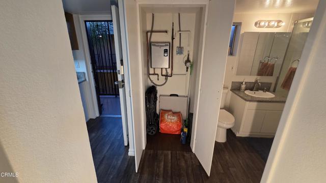 Detail Gallery Image 28 of 37 For 1450 Locust Ave #425,  Long Beach,  CA 90813 - 1 Beds | 1 Baths